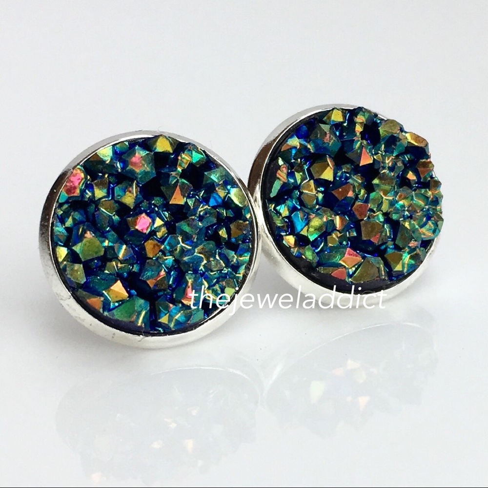 3 for 15🎀 green rainbow cluster faux druzy studs - Picture 3 of 4